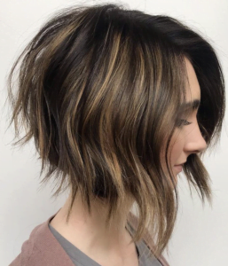 Best Trendy Short Haircut Ideas-Graduated Layers 