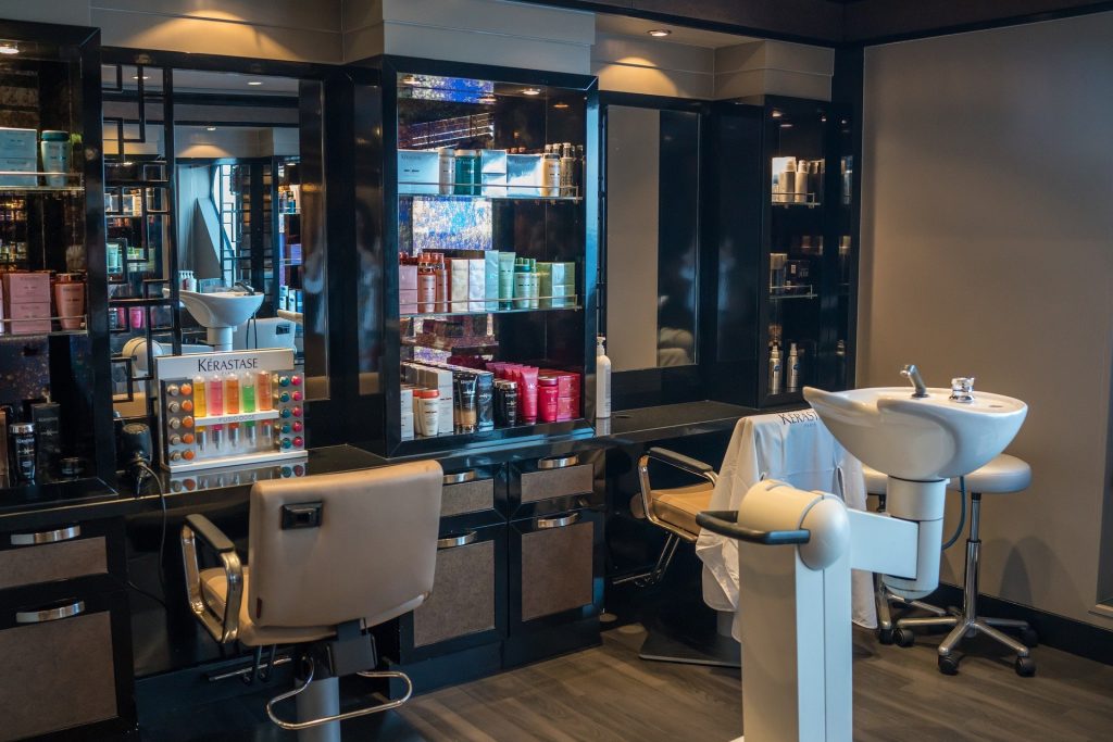 How to make your salon profitable in India?