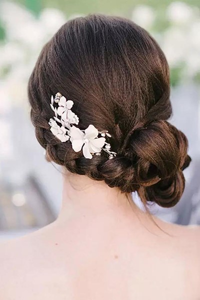 10 best Bridal Hairstyles ideas- Side bun
