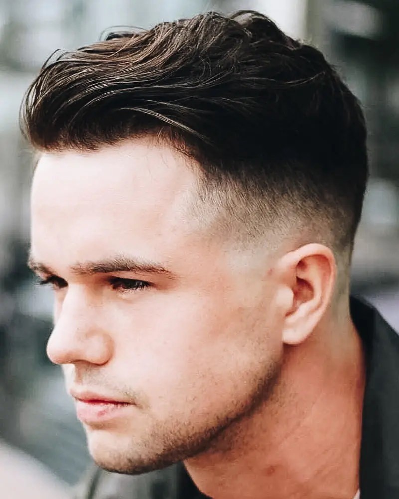 Short-Hairstyles-For-Men-Modern-Quiff-With-Undercut-Sides