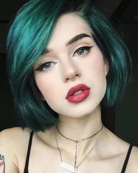 Green-Bob-Haircut-Color-Ideas