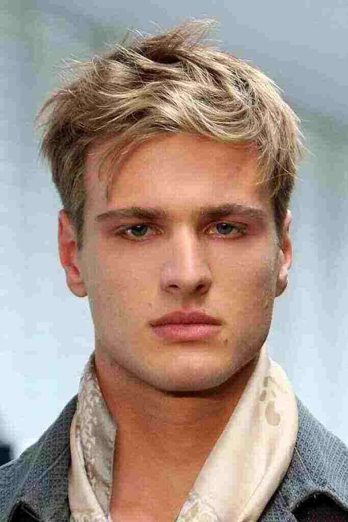 Top 12 Male Celebrities with Brown Hair in 2024 – MachoHairstyles