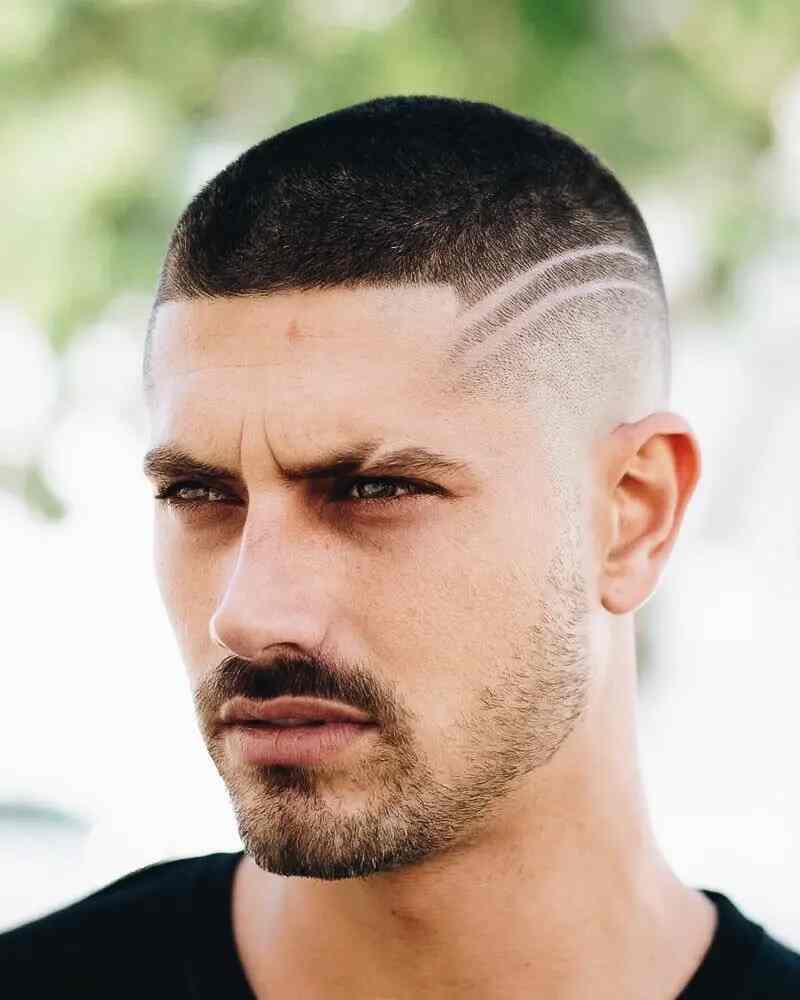 Short-Hairstyles-For-Men-Shaved-Cut-With-Buzz-Design